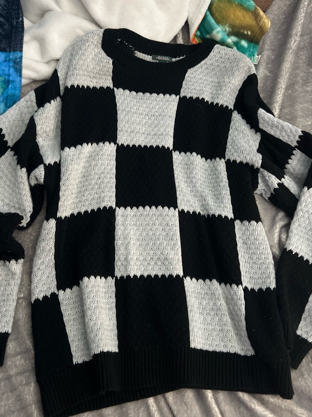 wild fable Black and Gray Checkerboard Crewneck Sweater - Picture 1 of 2